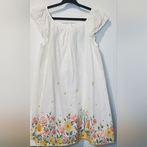 cupcakes & cashmere White Dress with Floral Design